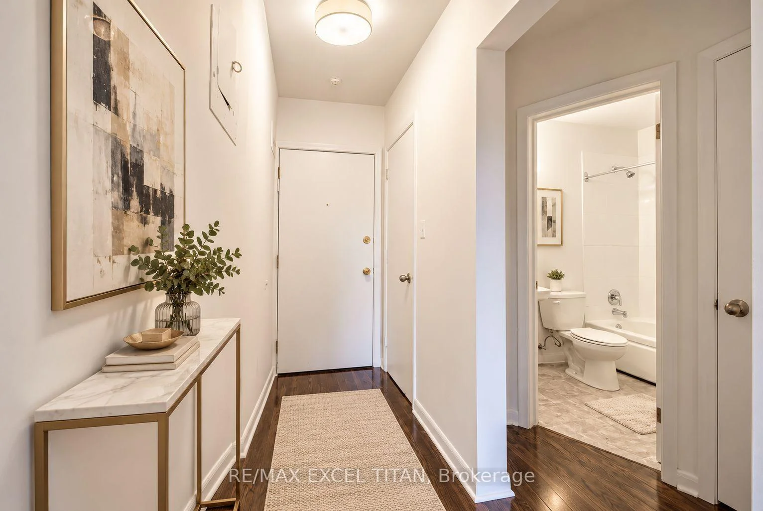 Photo 5 of Unit 5, 1201 Cedar Street, Oshawa, Lakeview — HOMEH