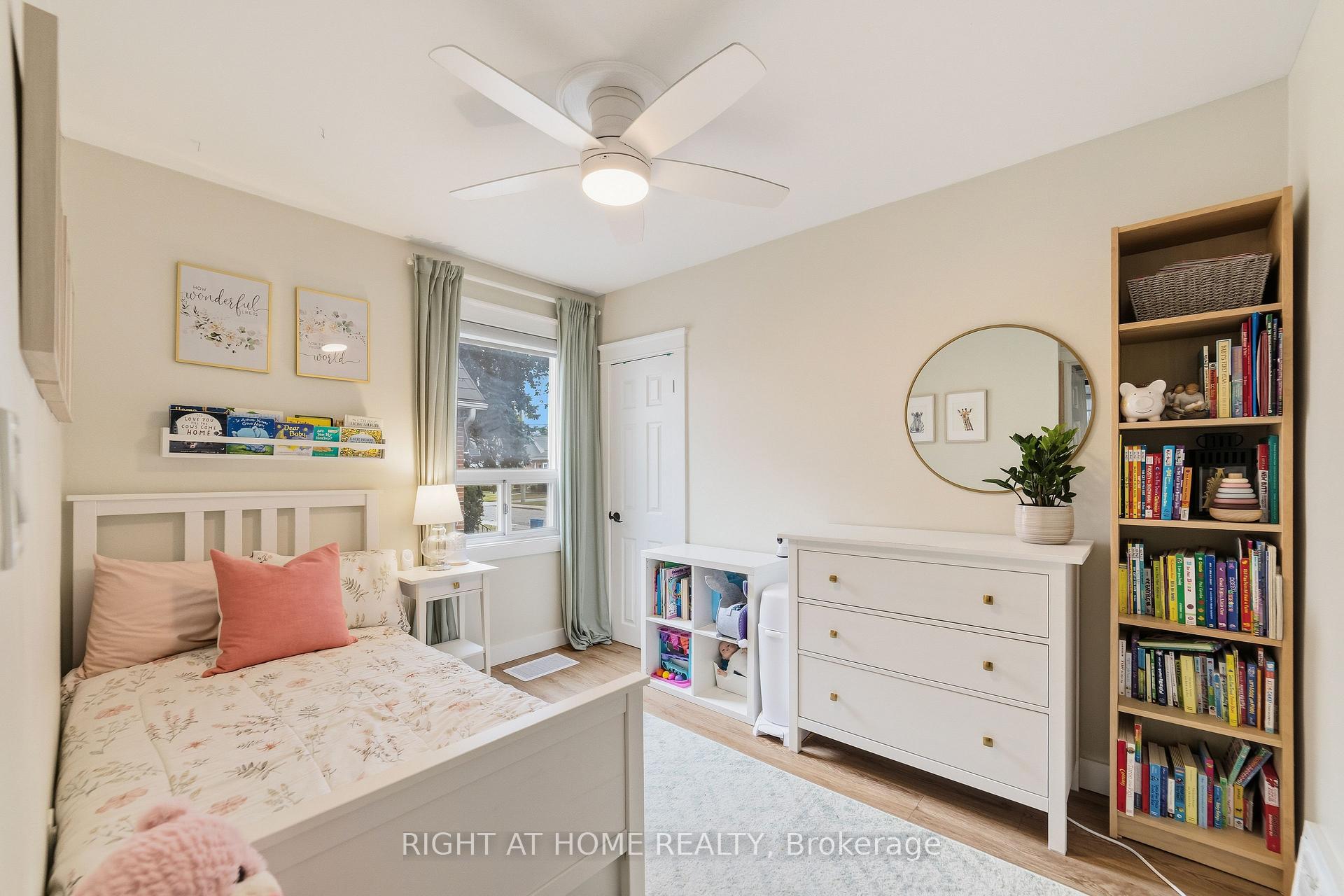 Photo 15 of 206 East 19th Street, Hamilton, Inch Park — HOMEH