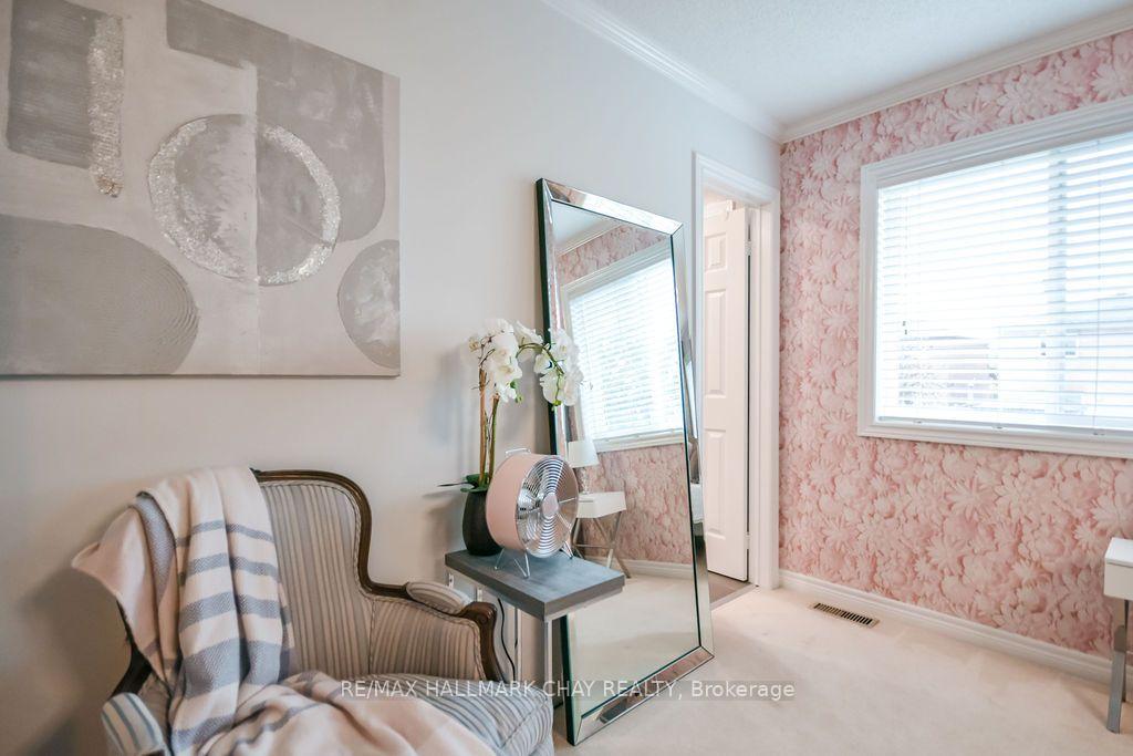 Photo 14 of 289 Esther Drive, Barrie, Painswick South — HOMEH