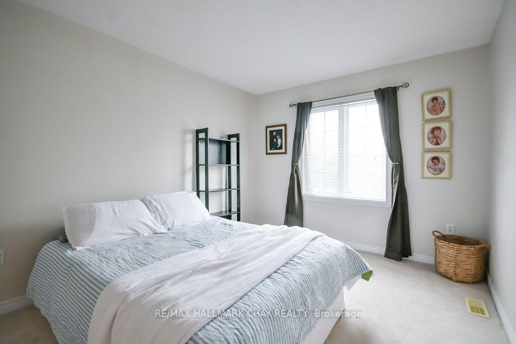 Photo 17 of 289 Esther Drive, Barrie, Painswick South — HOMEH
