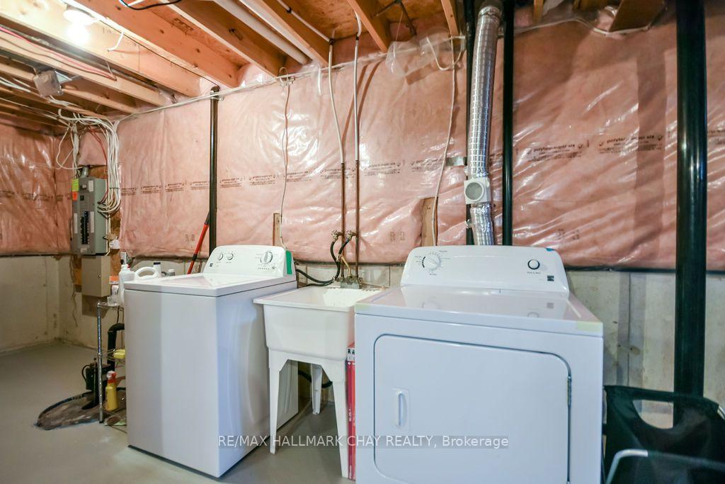 Photo 21 of 289 Esther Drive, Barrie, Painswick South — HOMEH