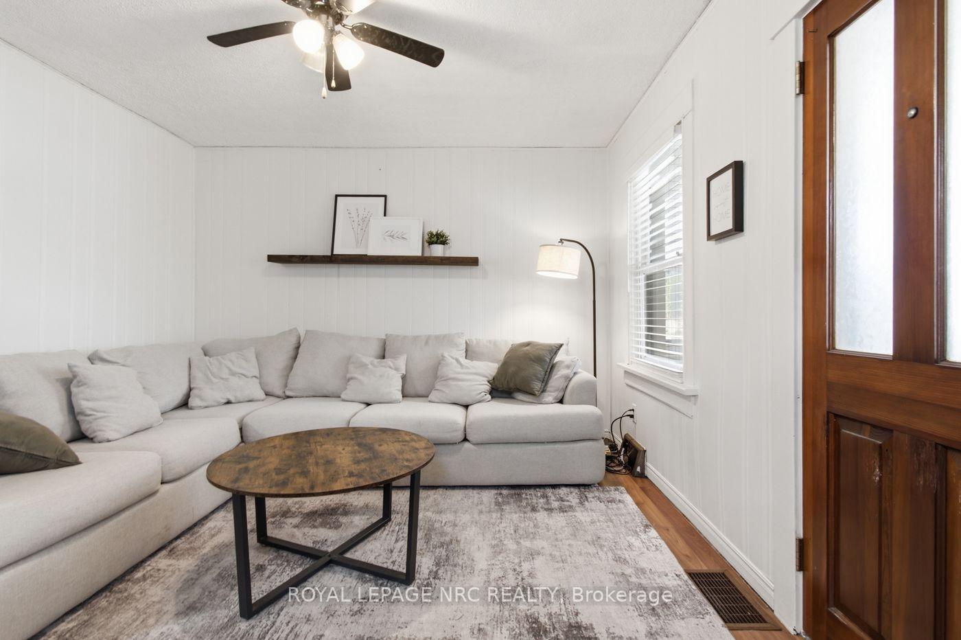 Photo 8 of 6422 Ash Street, Niagara Falls, Dorchester — HOMEH