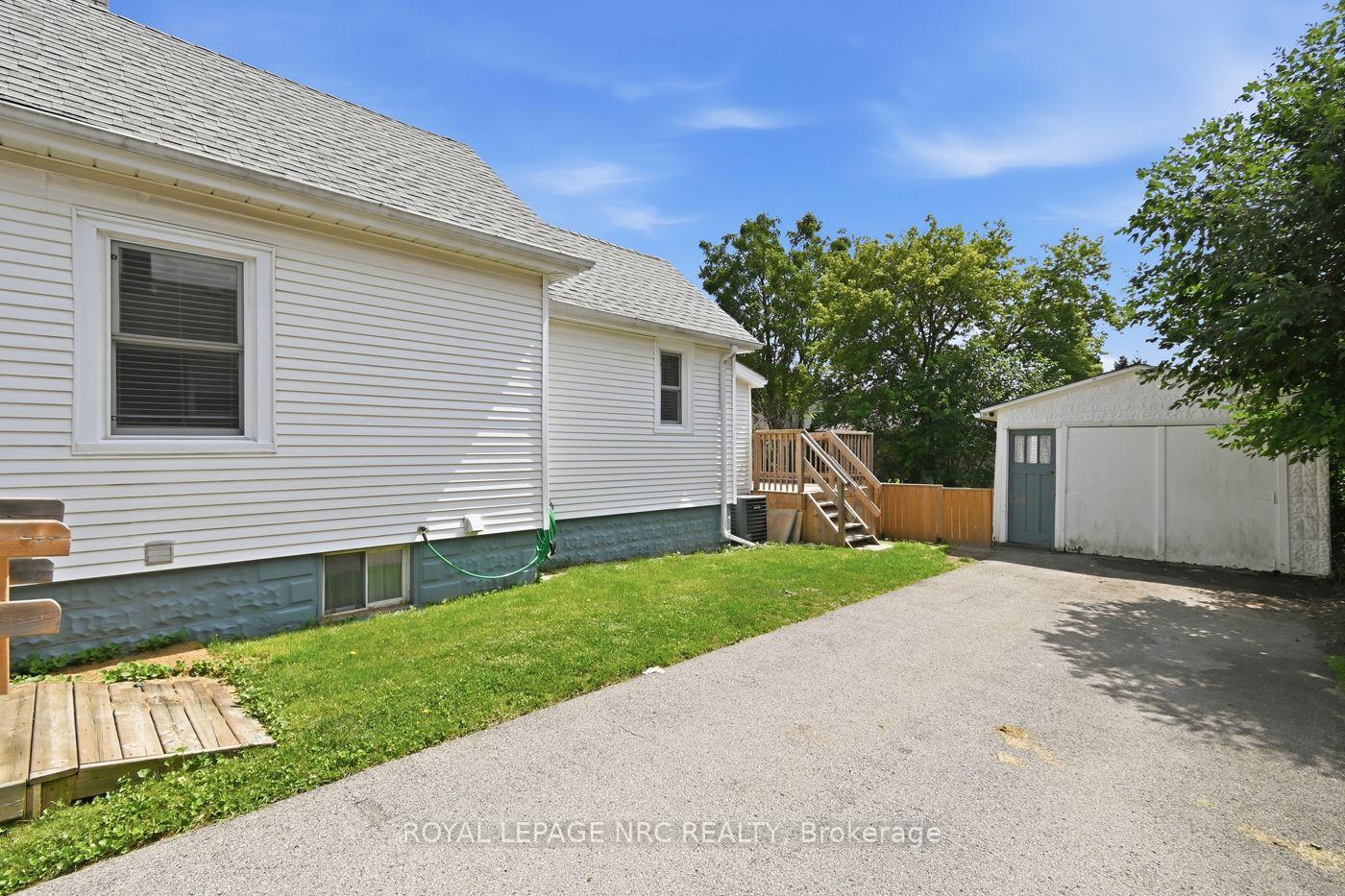Photo 22 of 6422 Ash Street, Niagara Falls, Dorchester — HOMEH