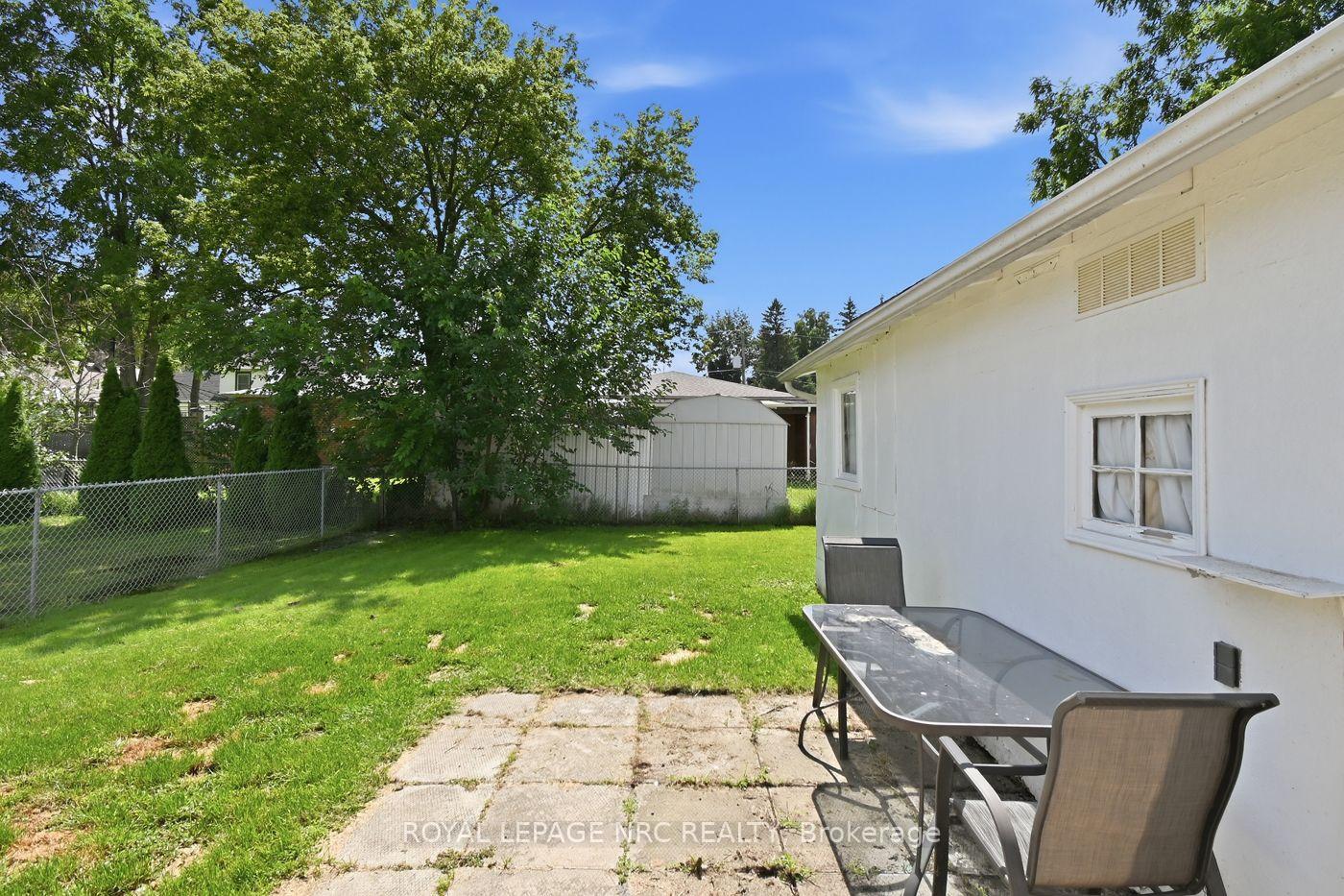 Photo 25 of 6422 Ash Street, Niagara Falls, Dorchester — HOMEH