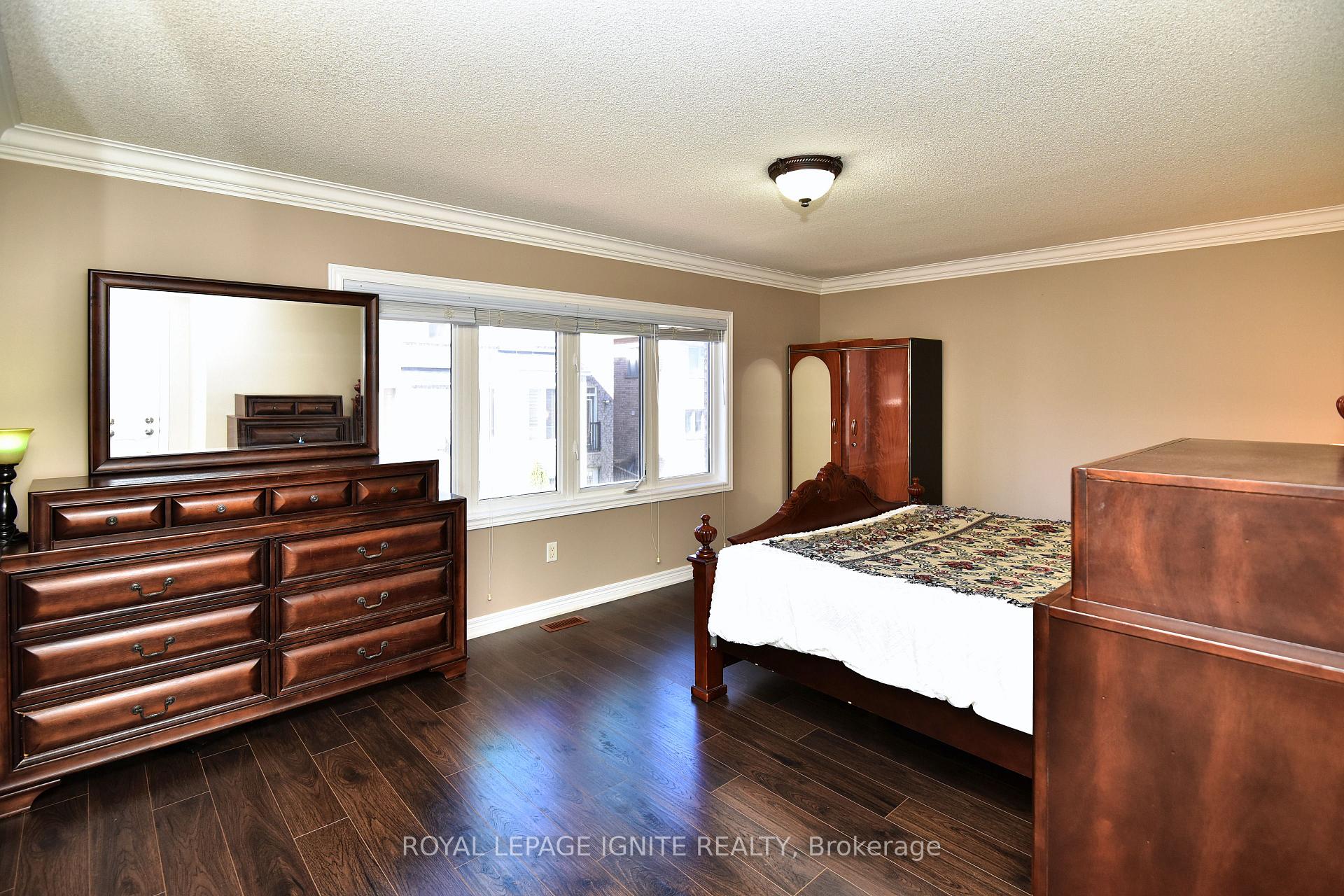 Photo 27 of 42 Grayleaf Drive, Whitchurch-Stouffville, Stouffville — HOMEH