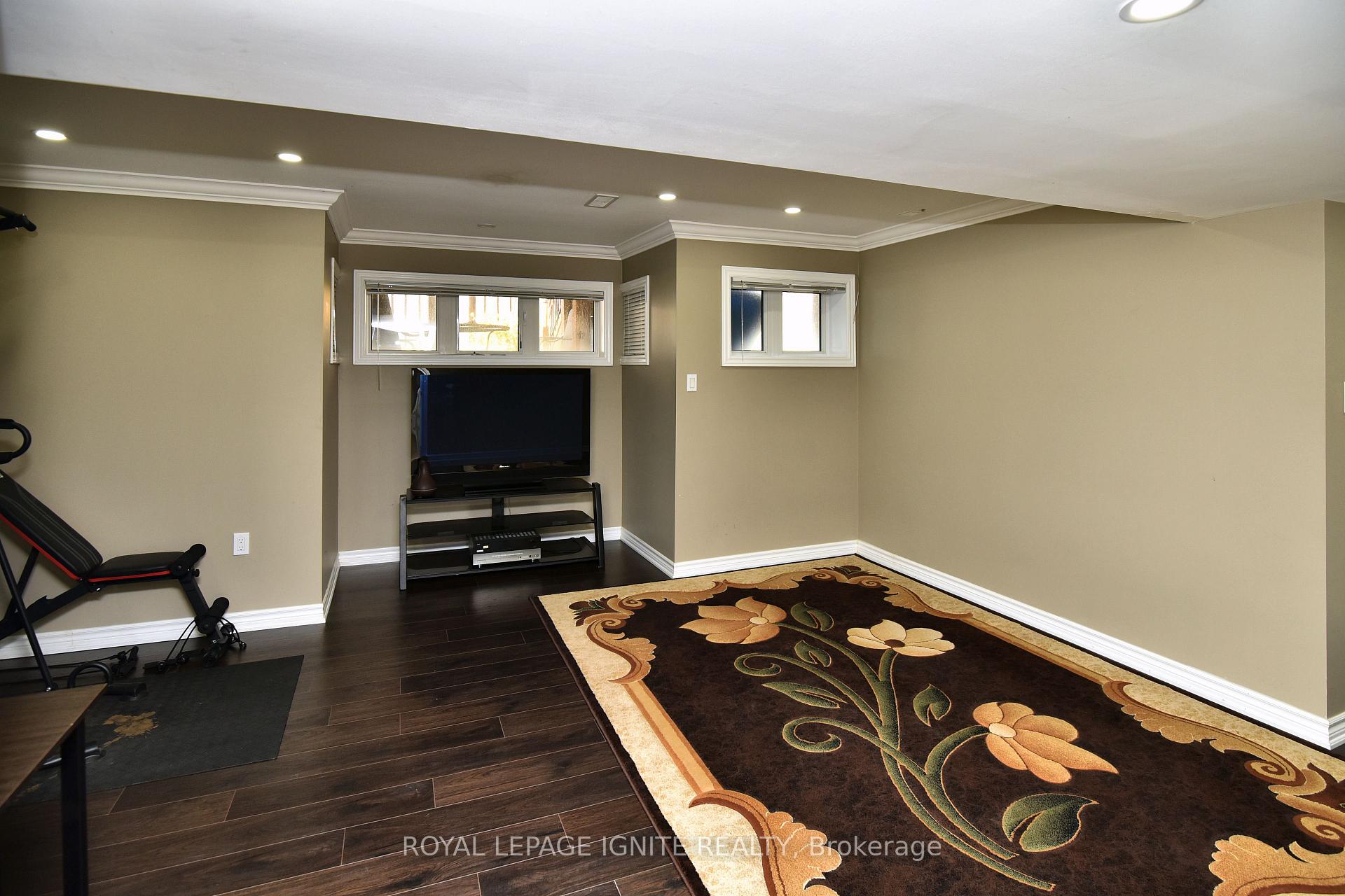 Photo 41 of 42 Grayleaf Drive, Whitchurch-Stouffville, Stouffville — HOMEH