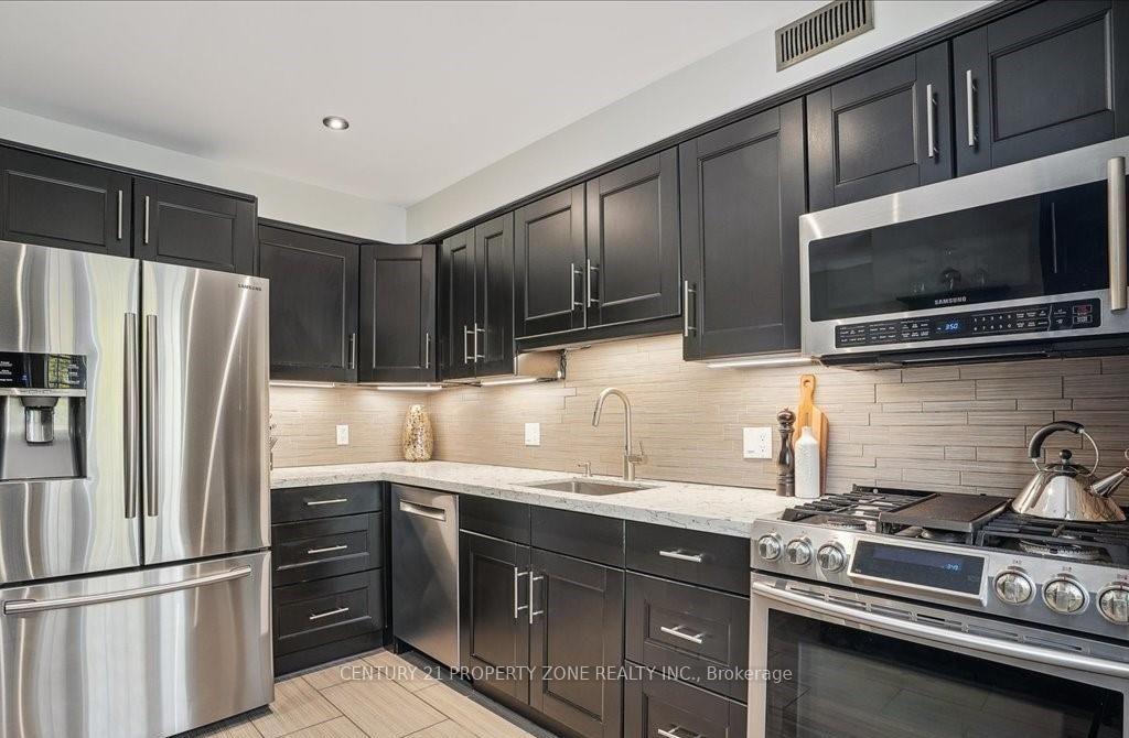 Photo 6 of Unit 35, 4045 Upper Middle Road, Burlington, Rose — HOMEH