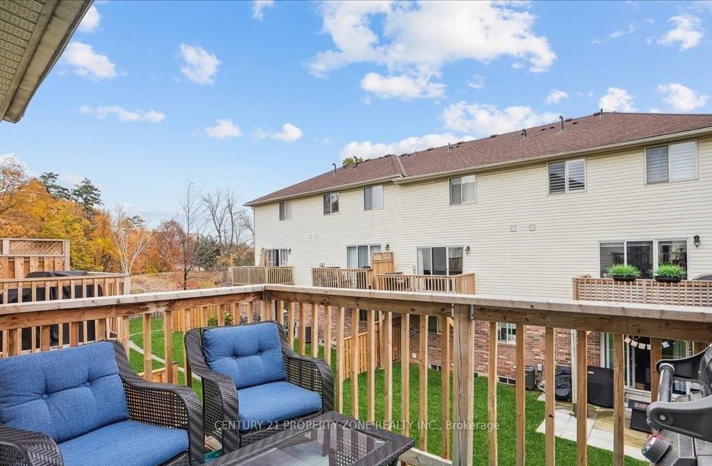 Photo 12 of Unit 35, 4045 Upper Middle Road, Burlington, Rose — HOMEH