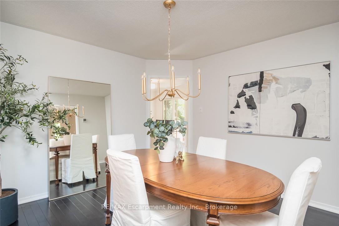 Photo 9 of 1348 Fieldcrest Lane, Oakville, Glen Abbey — HOMEH