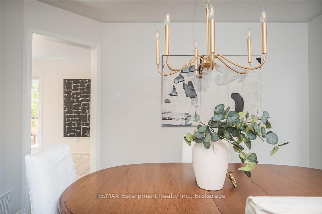 Photo 10 of 1348 Fieldcrest Lane, Oakville, Glen Abbey — HOMEH