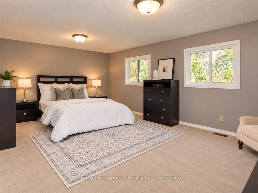Photo 23 of 1348 Fieldcrest Lane, Oakville, Glen Abbey — HOMEH