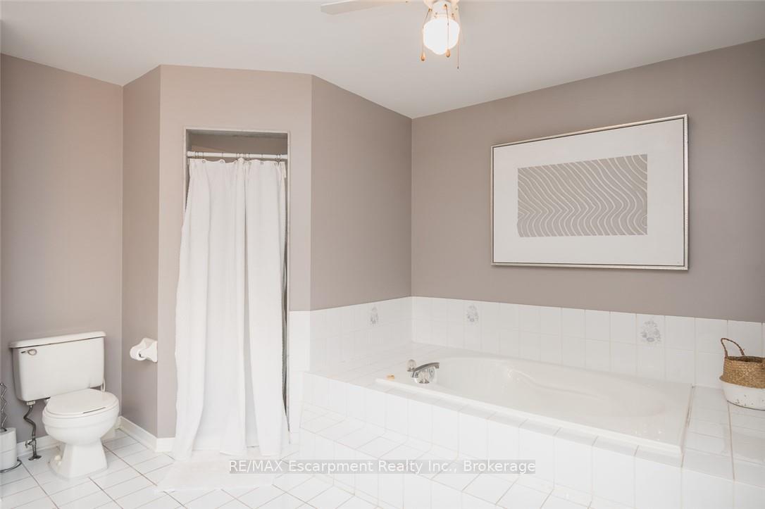 Photo 25 of 1348 Fieldcrest Lane, Oakville, Glen Abbey — HOMEH
