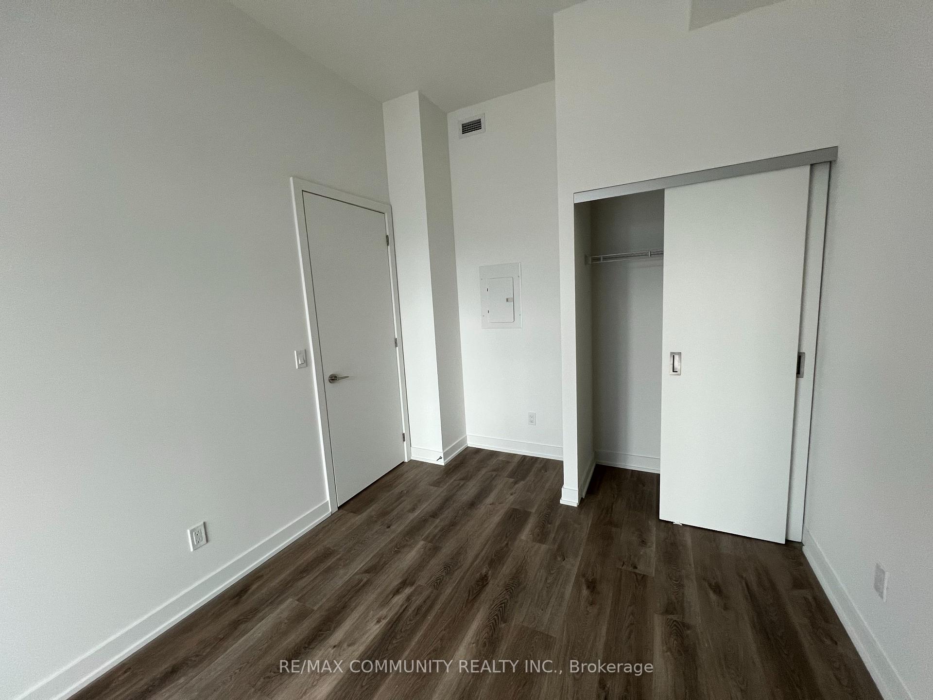 Photo 5 of Unit 507, 91 John Street, Hamilton, Corktown — HOMEH