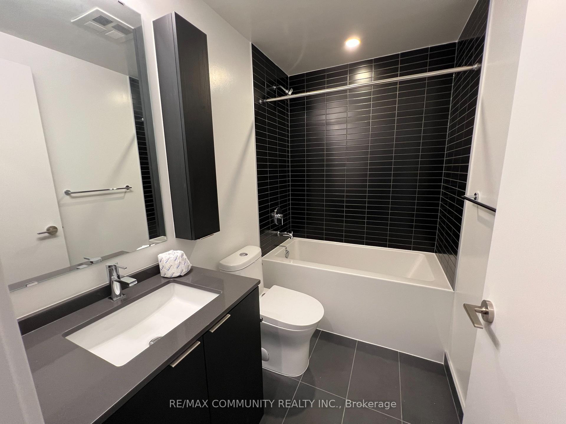 Photo 7 of Unit 507, 91 John Street, Hamilton, Corktown — HOMEH