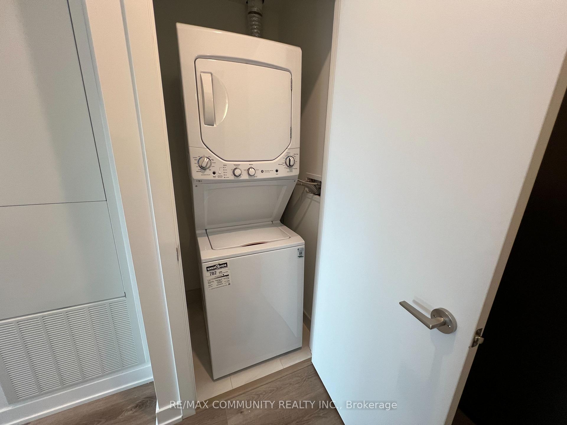 Photo 8 of Unit 507, 91 John Street, Hamilton, Corktown — HOMEH