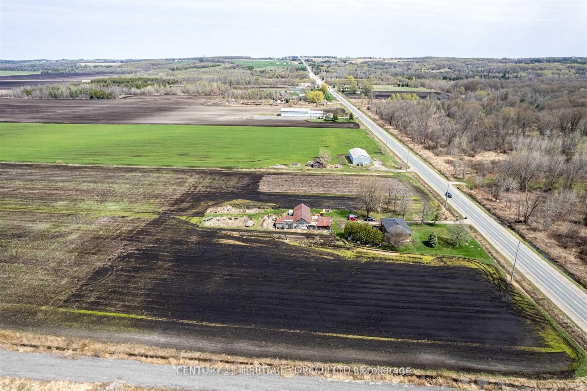 Photo 7 of 3194 Simcoe County Road 89, Innisfil, Rural Innisfil — HOMEH