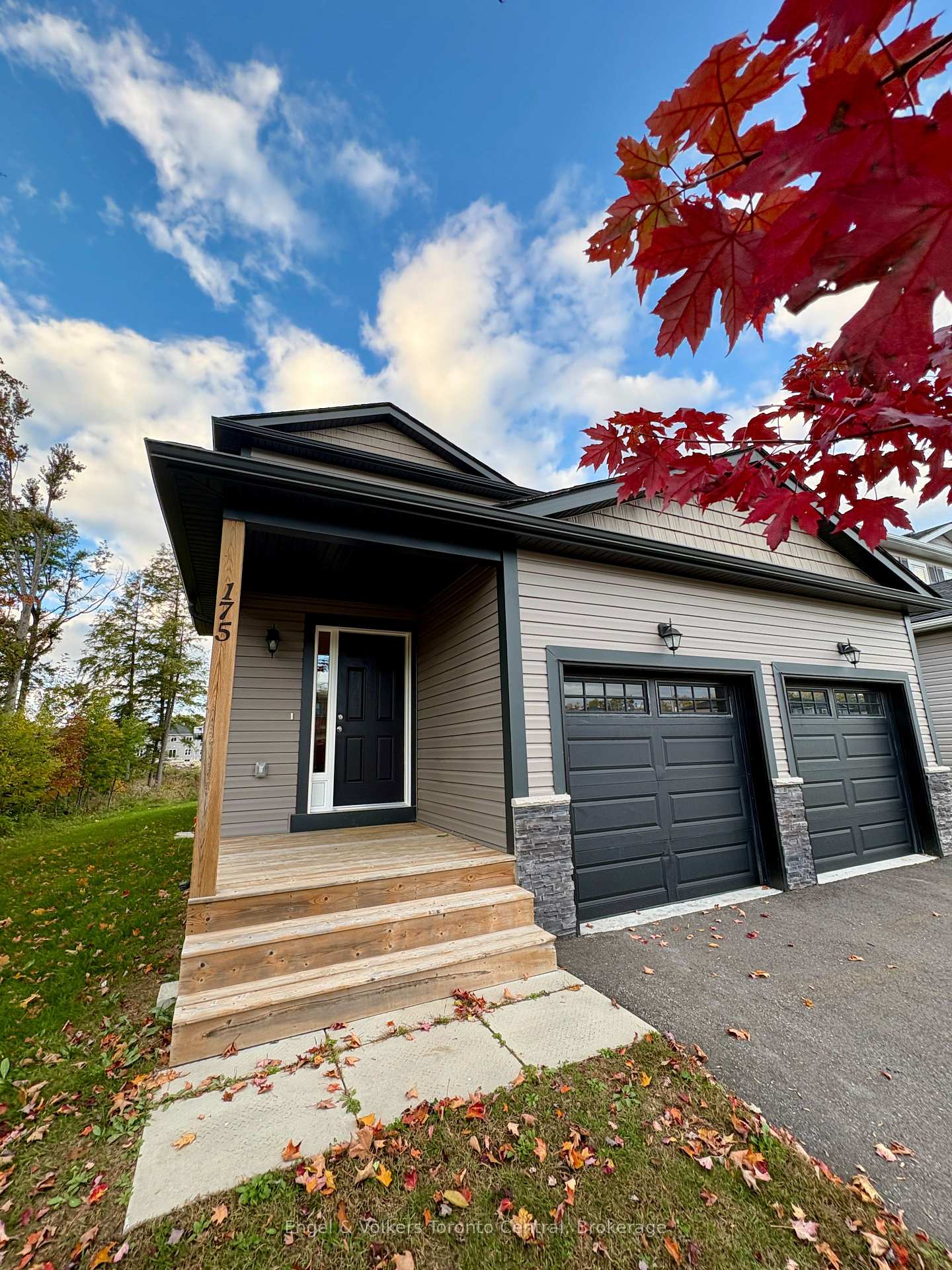 Photo 2 of 175 Wild Rose Drive, Gravenhurst, Muskoka (S) — HOMEH