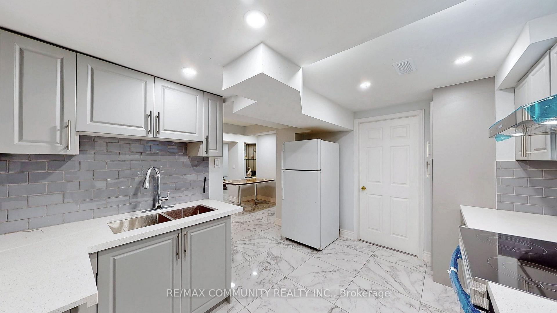 Photo 11 of Unit Basement, 491 Baggetta Crescent, Mississauga, Hurontario — HOMEH