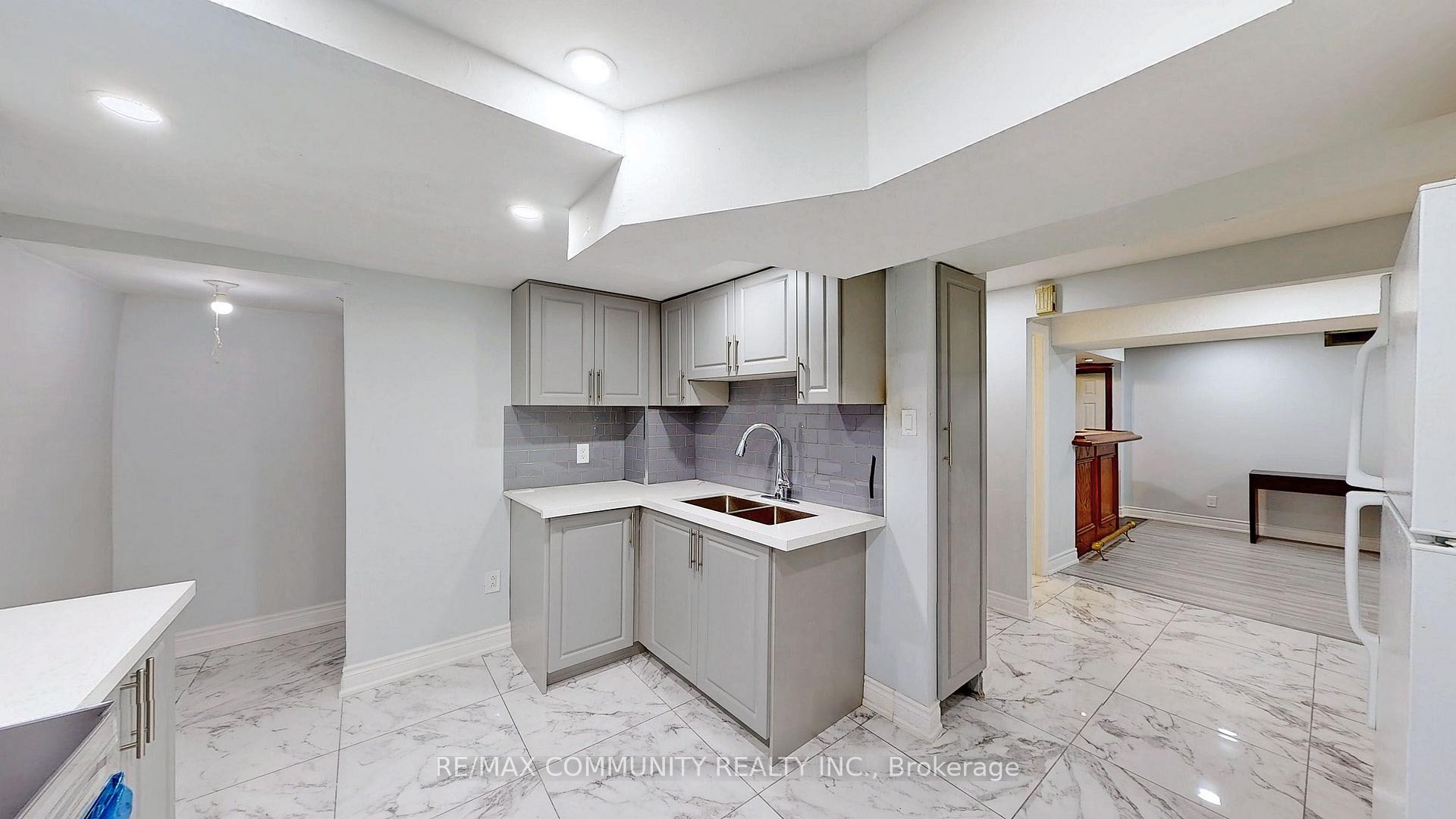 Photo 12 of Unit Basement, 491 Baggetta Crescent, Mississauga, Hurontario — HOMEH