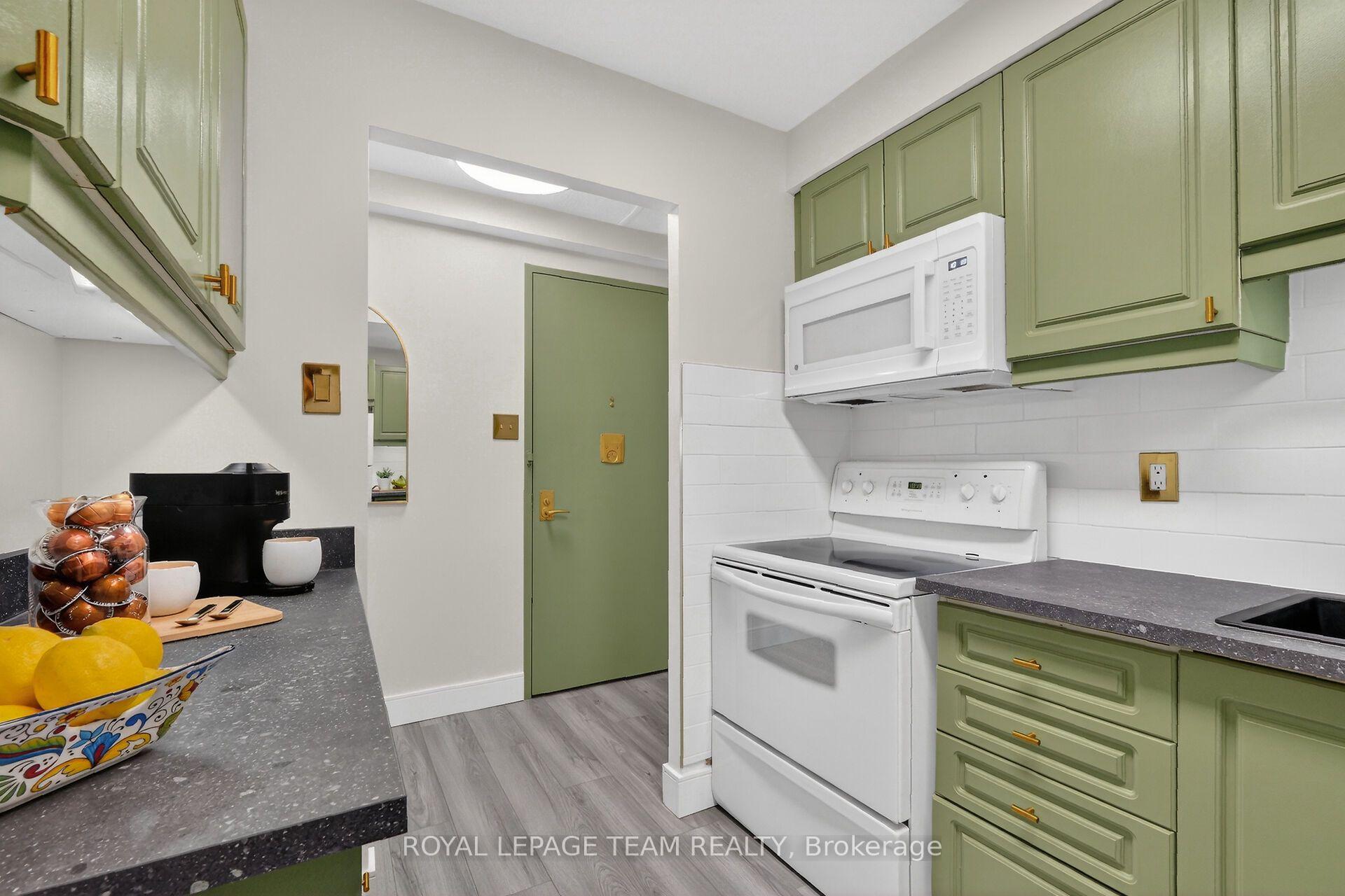 Photo 9 of Unit 1809, 515 St Laurent Boulevard, Ottawa, Viscount Alexander Park — HOMEH
