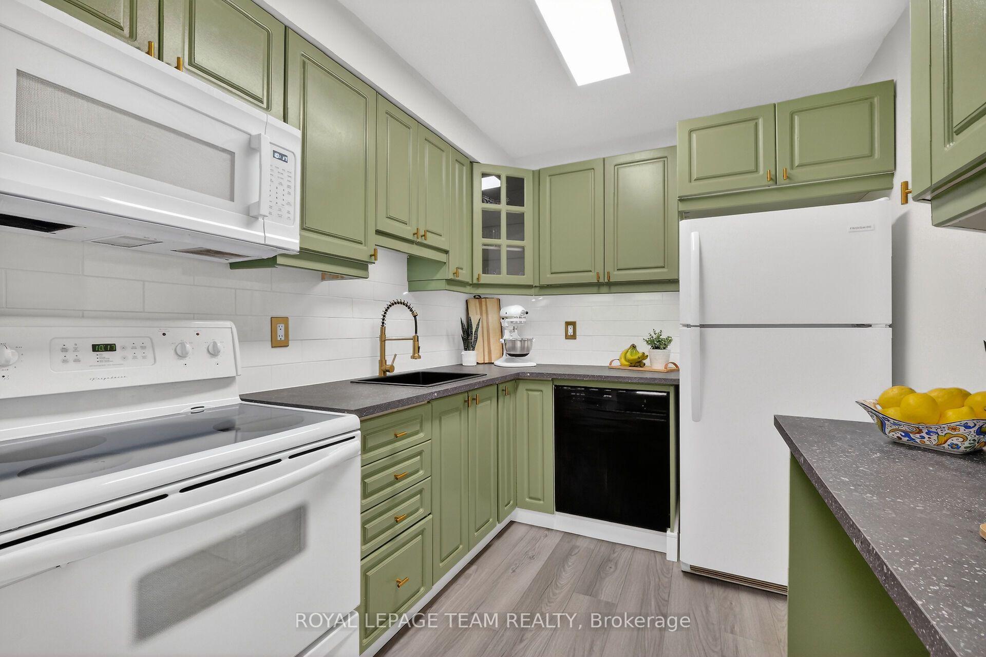 Photo 12 of Unit 1809, 515 St Laurent Boulevard, Ottawa, Viscount Alexander Park — HOMEH