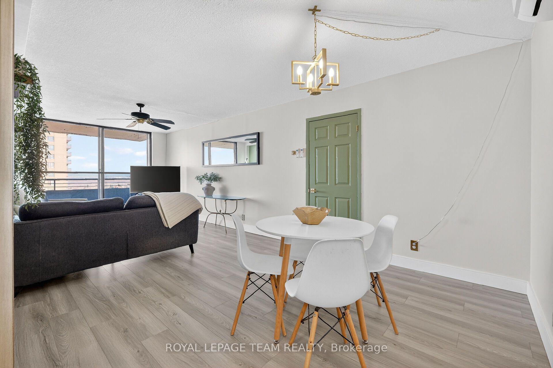 Photo 18 of Unit 1809, 515 St Laurent Boulevard, Ottawa, Viscount Alexander Park — HOMEH