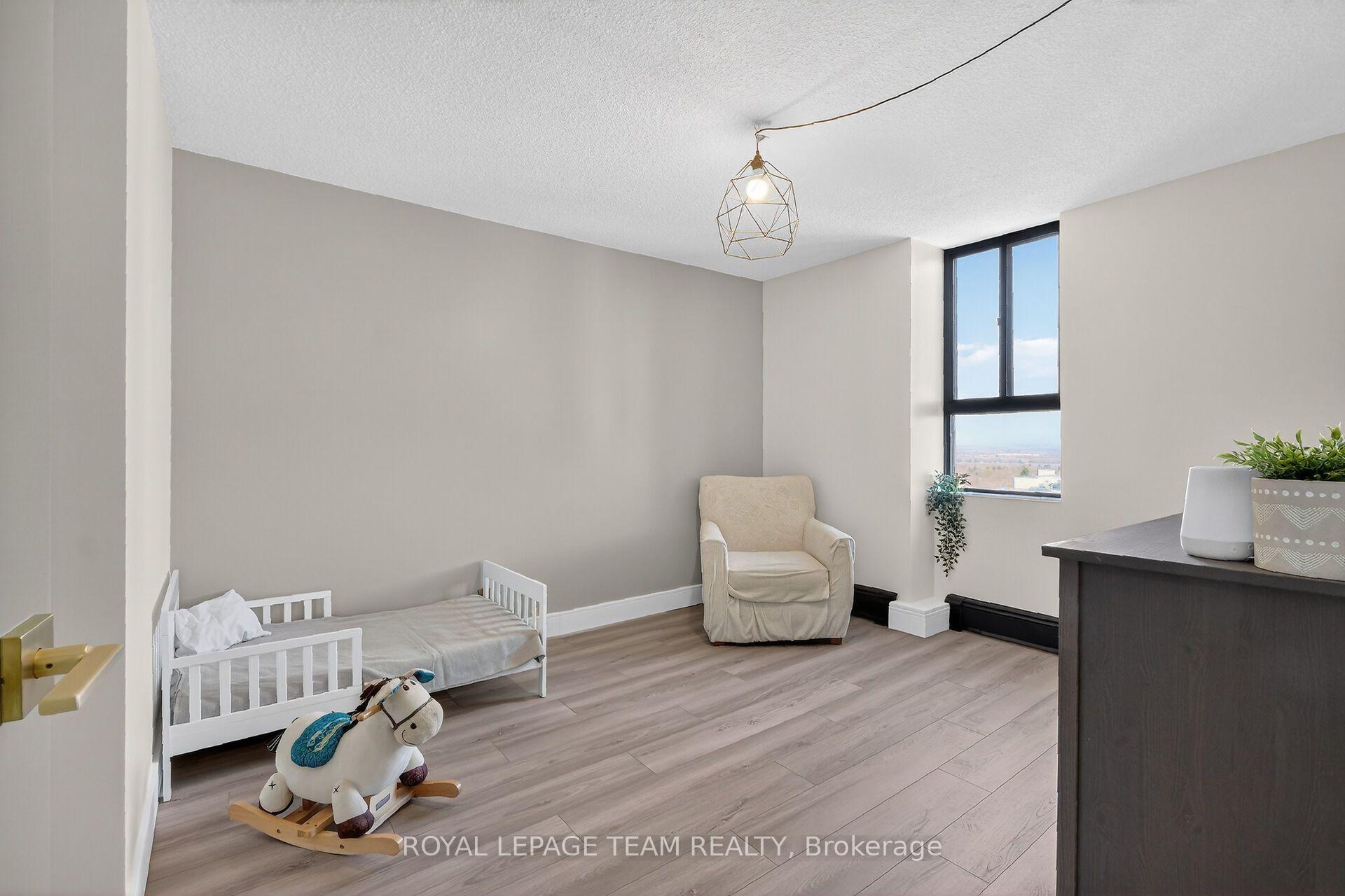 Photo 29 of Unit 1809, 515 St Laurent Boulevard, Ottawa, Viscount Alexander Park — HOMEH
