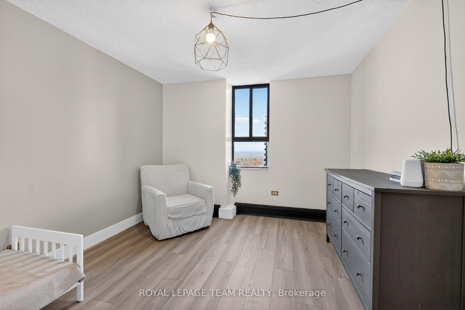 Photo 30 of Unit 1809, 515 St Laurent Boulevard, Ottawa, Viscount Alexander Park — HOMEH