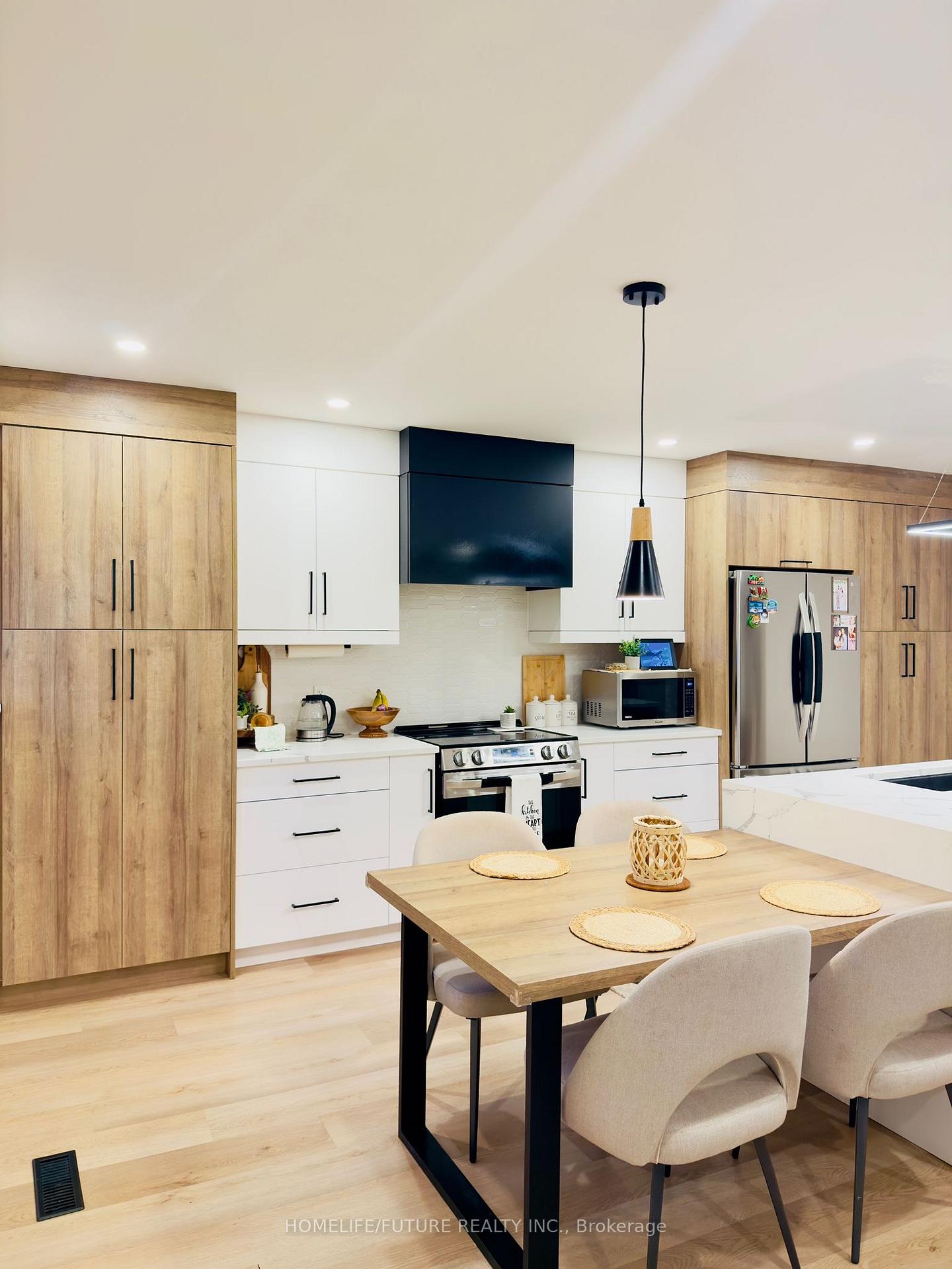 Photo 11 of Unit 51, 51 Paulander Drive, Kitchener, Victoria Hills — HOMEH
