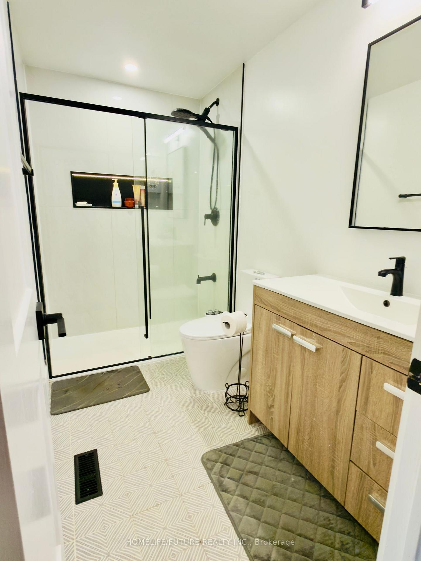 Photo 13 of Unit 51, 51 Paulander Drive, Kitchener, Victoria Hills — HOMEH