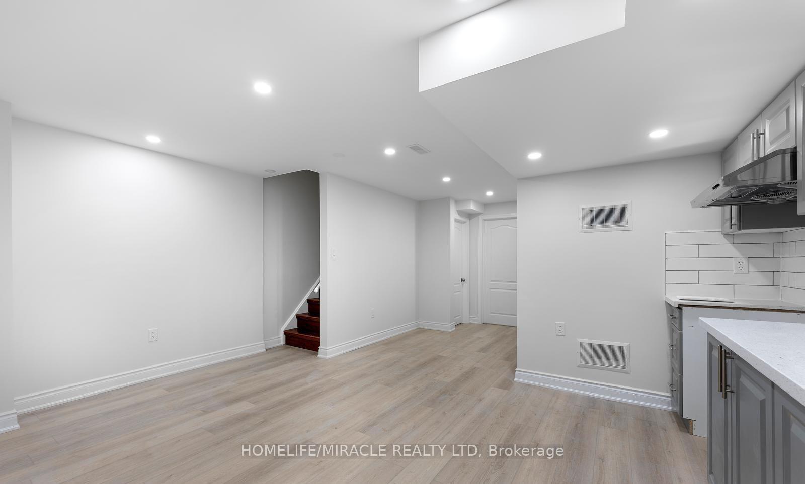 Photo 3 of Unit Bsmt, 21 Palm Tree Road, Brampton, Madoc — HOMEH