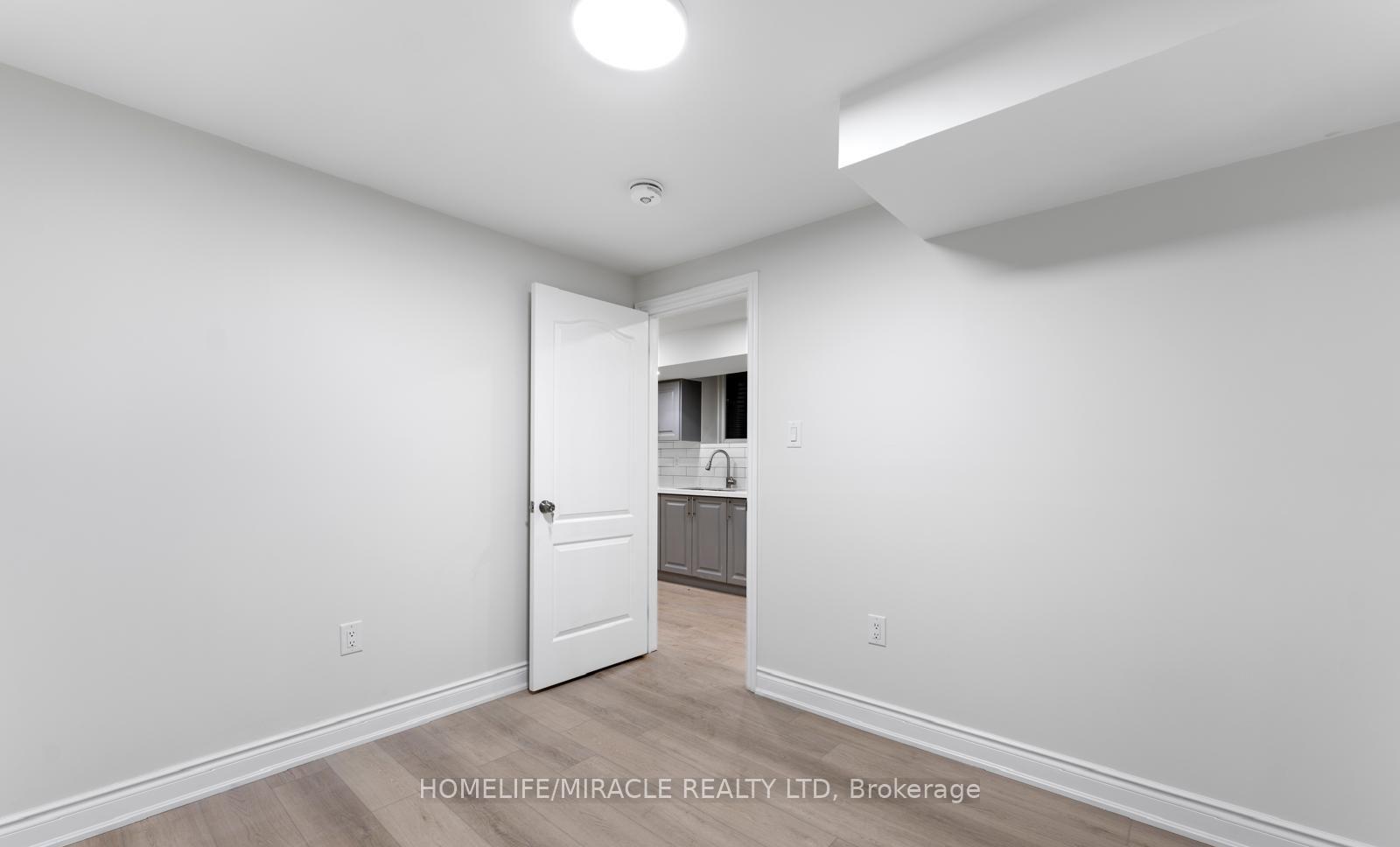 Photo 9 of Unit Bsmt, 21 Palm Tree Road, Brampton, Madoc — HOMEH