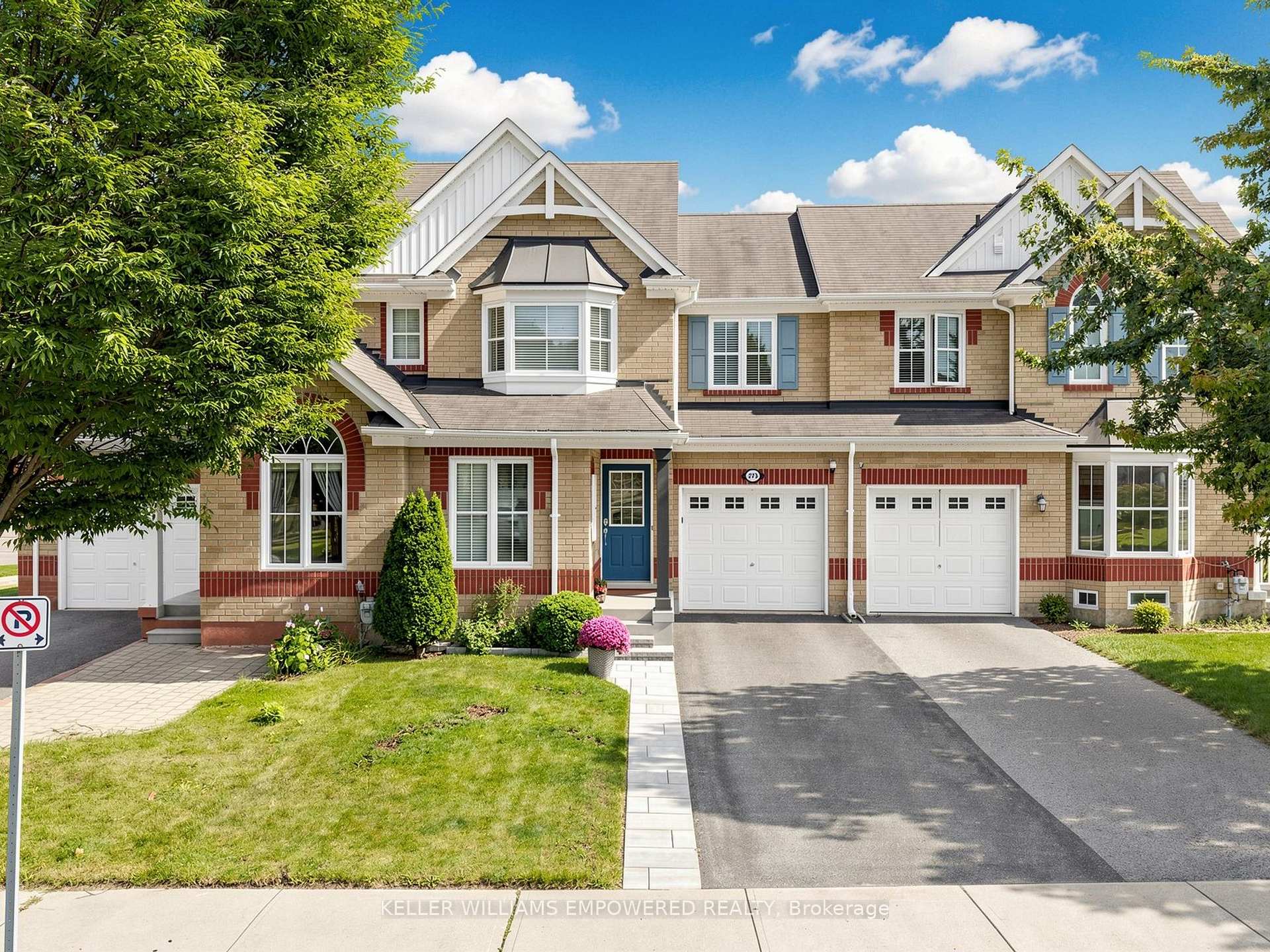 Photo 100 of 203 Chilcott Crescent, Newmarket, Woodland Hill — HOMEH