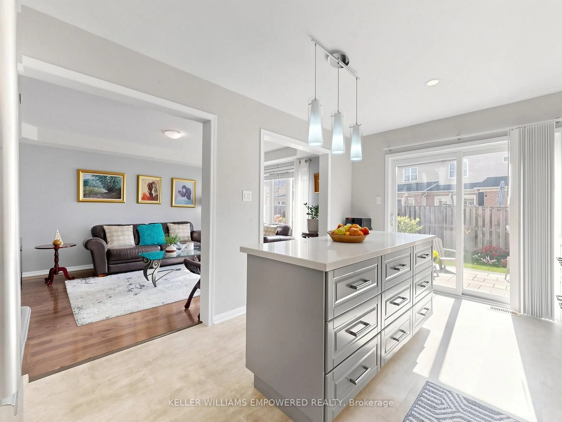 Photo 25 of 203 Chilcott Crescent, Newmarket, Woodland Hill — HOMEH