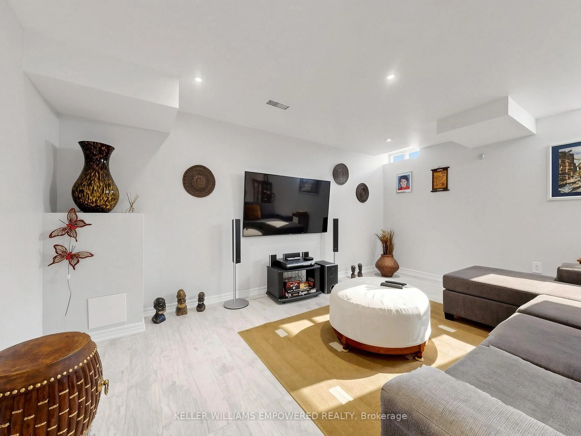 Photo 63 of 203 Chilcott Crescent, Newmarket, Woodland Hill — HOMEH