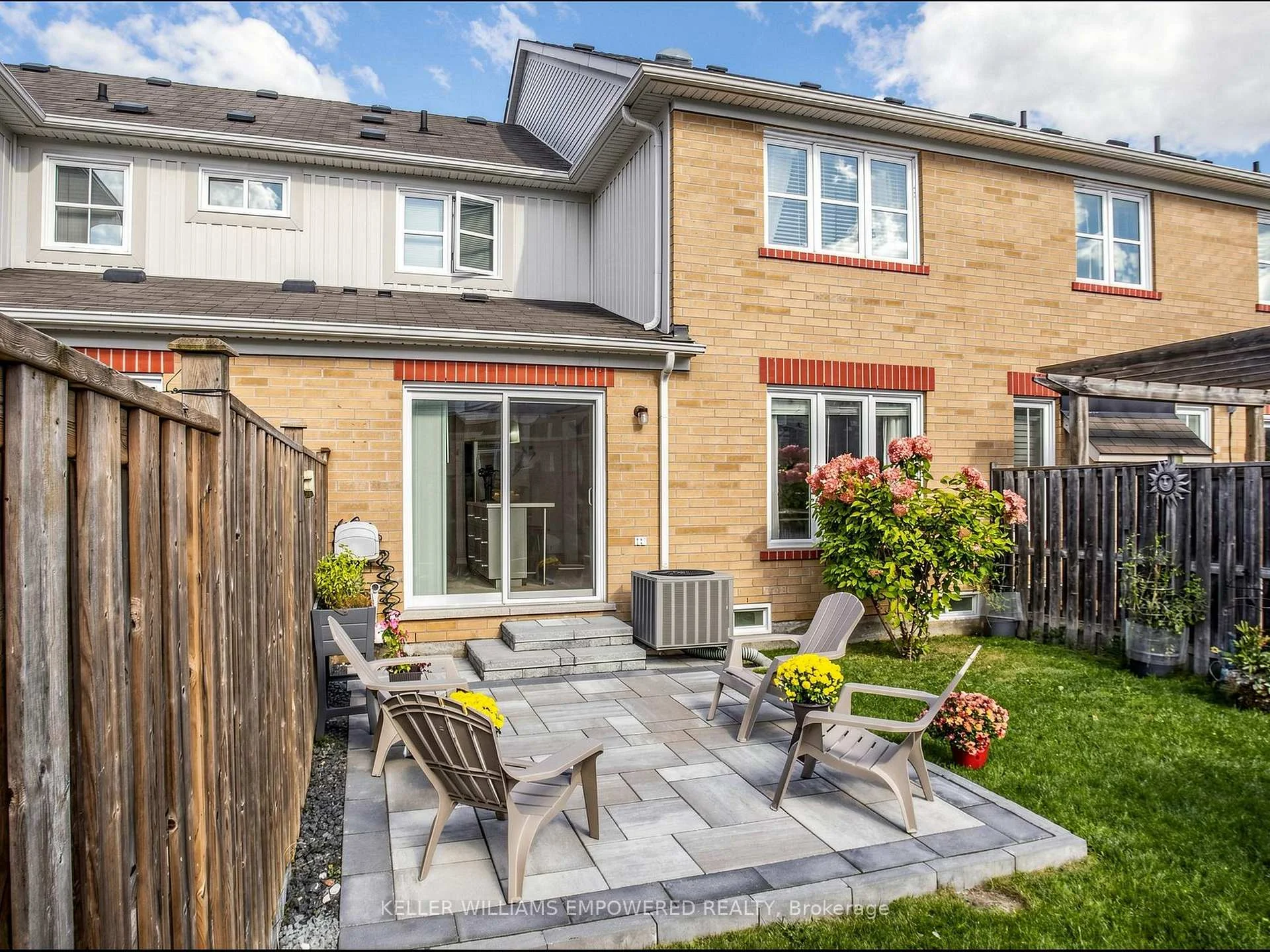 Photo 89 of 203 Chilcott Crescent, Newmarket, Woodland Hill — HOMEH