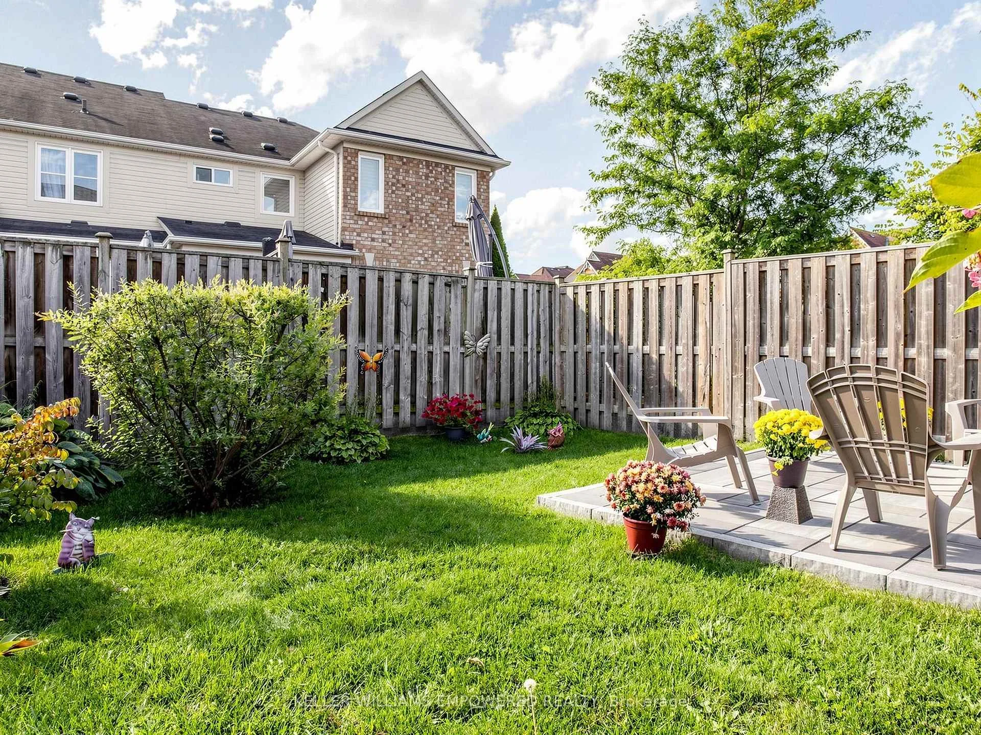 Photo 95 of 203 Chilcott Crescent, Newmarket, Woodland Hill — HOMEH
