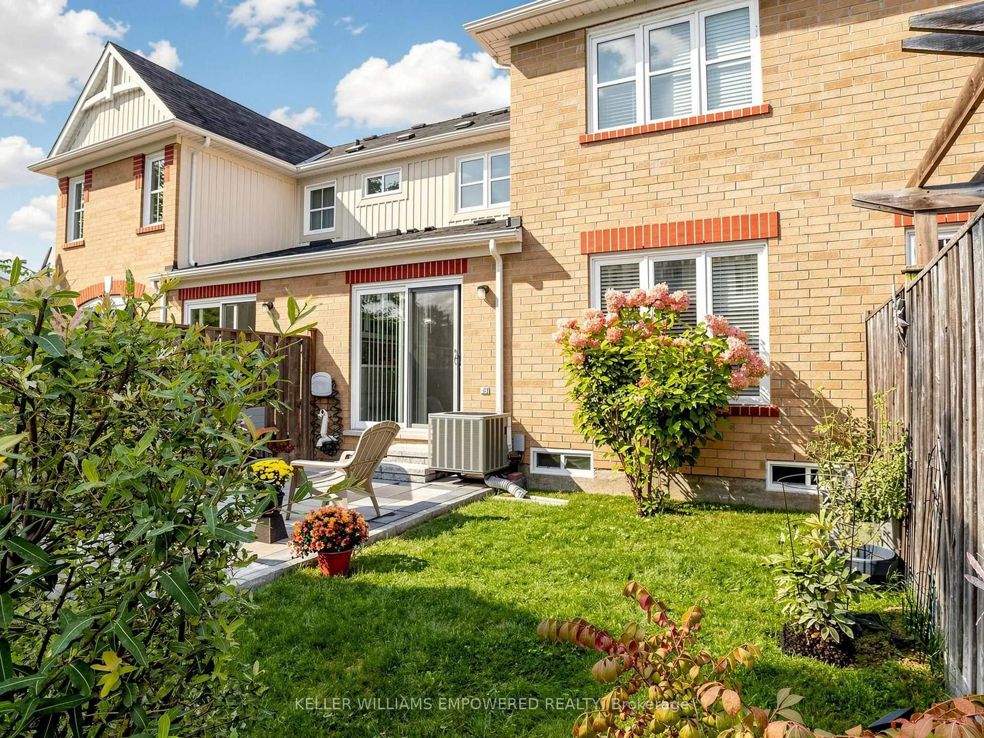 Photo 99 of 203 Chilcott Crescent, Newmarket, Woodland Hill — HOMEH