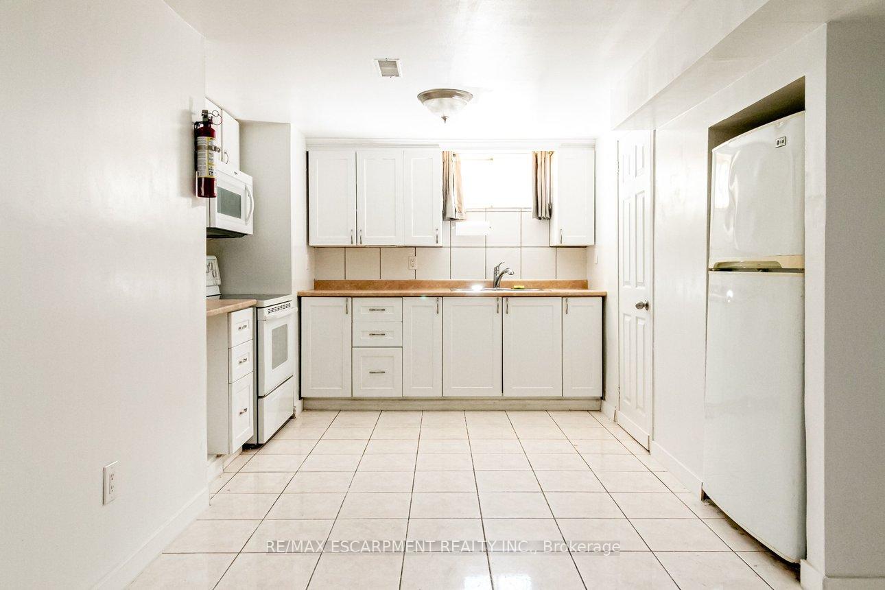 Photo 28 of 548 Beach Road, Hamilton, Parkview — HOMEH