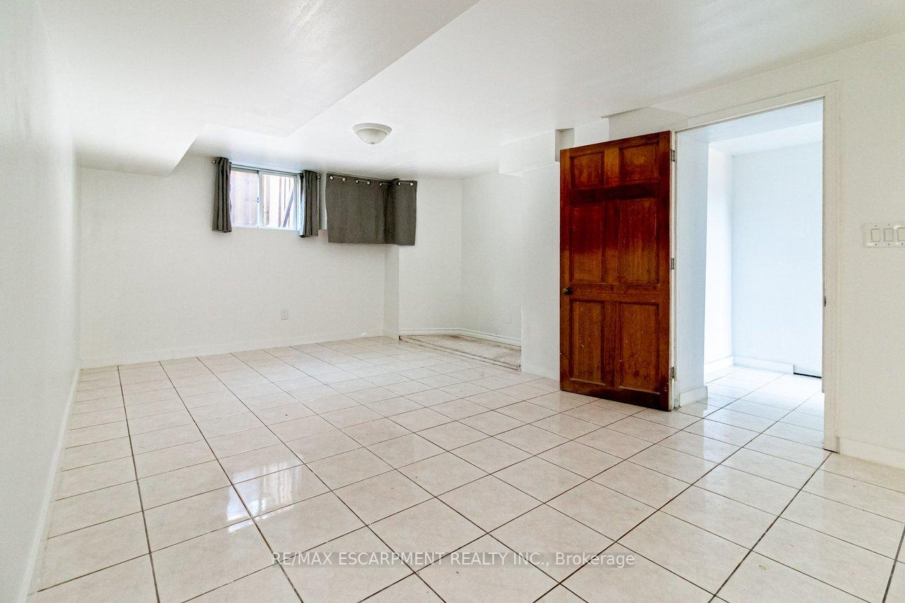 Photo 29 of 548 Beach Road, Hamilton, Parkview — HOMEH