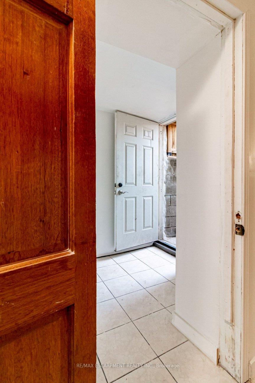 Photo 36 of 548 Beach Road, Hamilton, Parkview — HOMEH