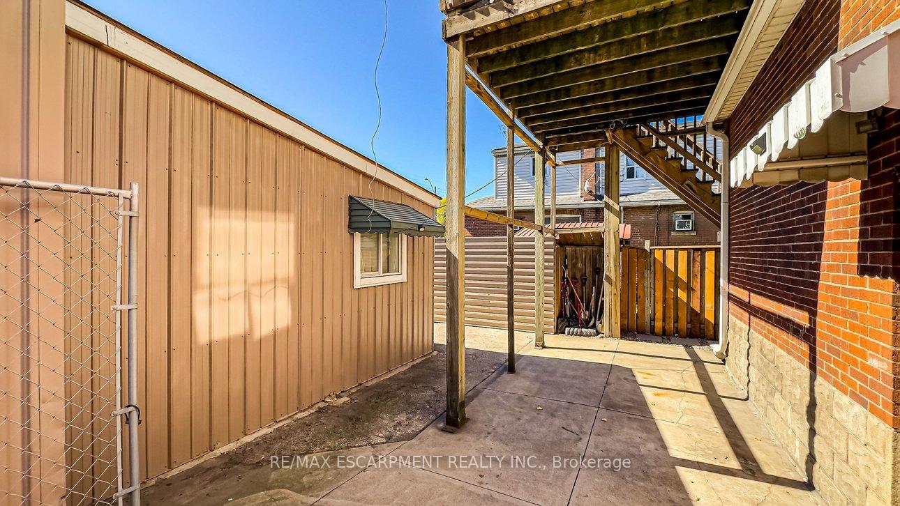 Photo 39 of 548 Beach Road, Hamilton, Parkview — HOMEH