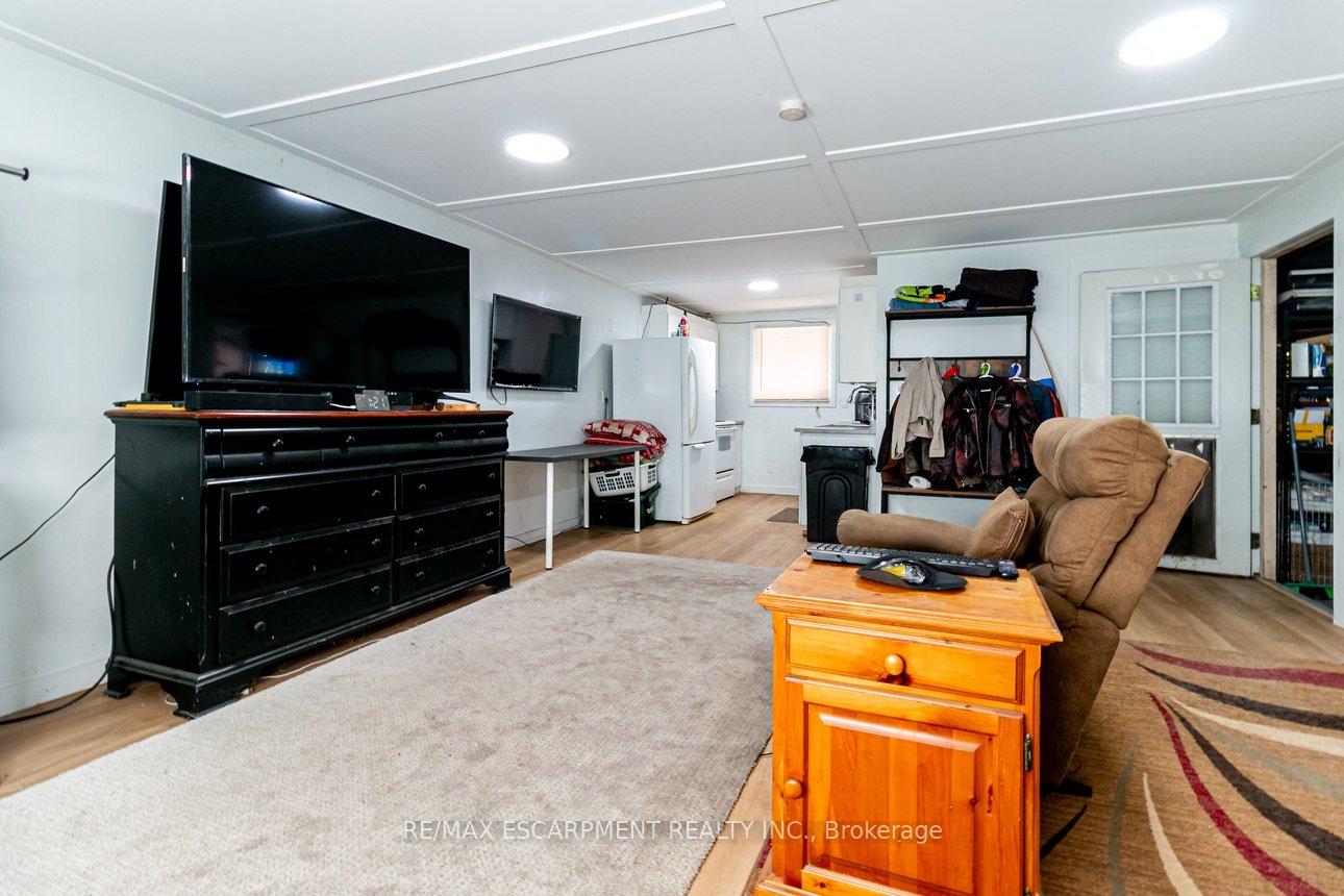 Photo 41 of 548 Beach Road, Hamilton, Parkview — HOMEH
