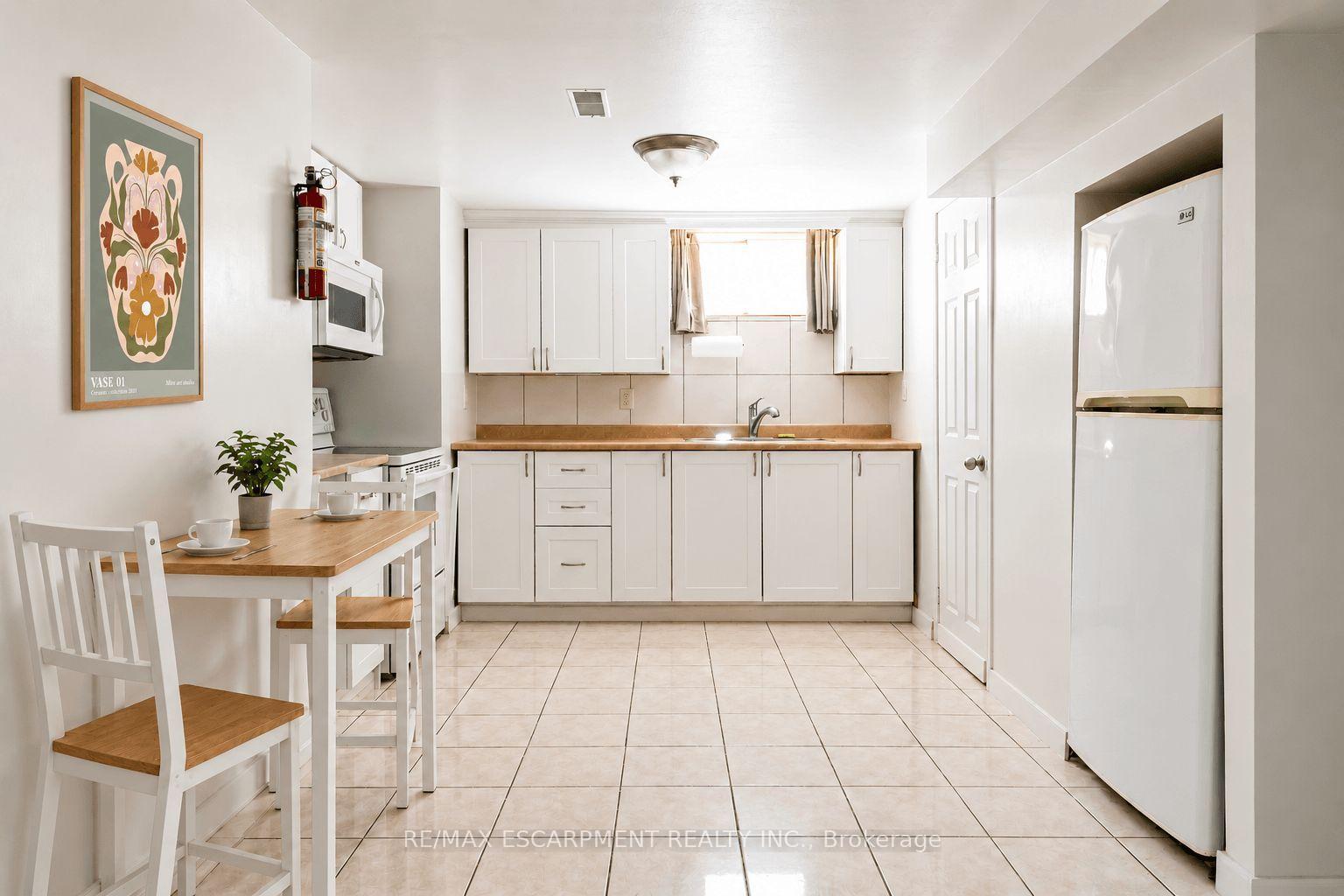 Photo 30 of 548 Beach Road, Hamilton, Parkview — HOMEH