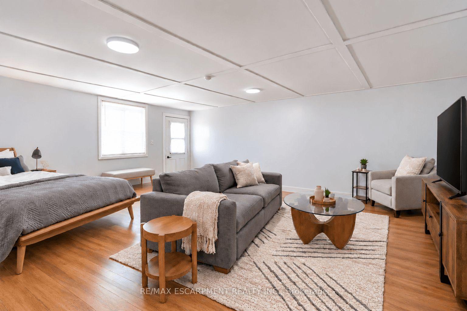Photo 43 of 548 Beach Road, Hamilton, Parkview — HOMEH