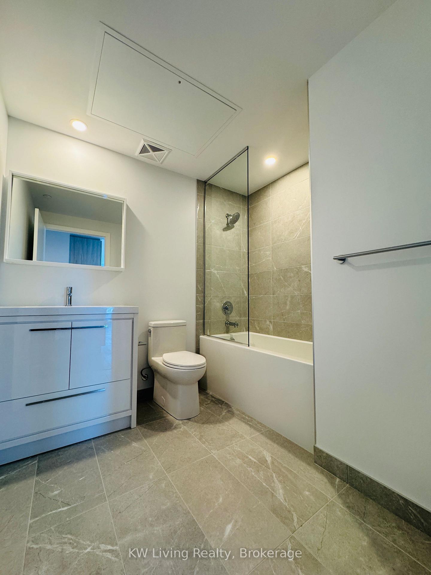 Photo 17 of Unit 1108, 21 Meadowdale Road, Vaughan, Vaughan Corporate Centre — HOMEH