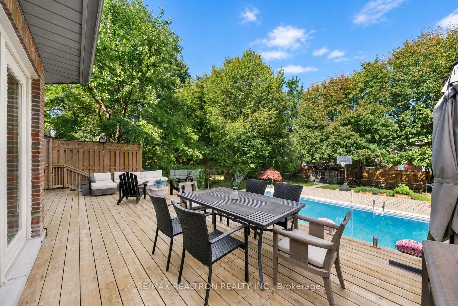 Photo 22 of 100 Owen Boulevard, North York, St. Andrew-Windfields — HOMEH