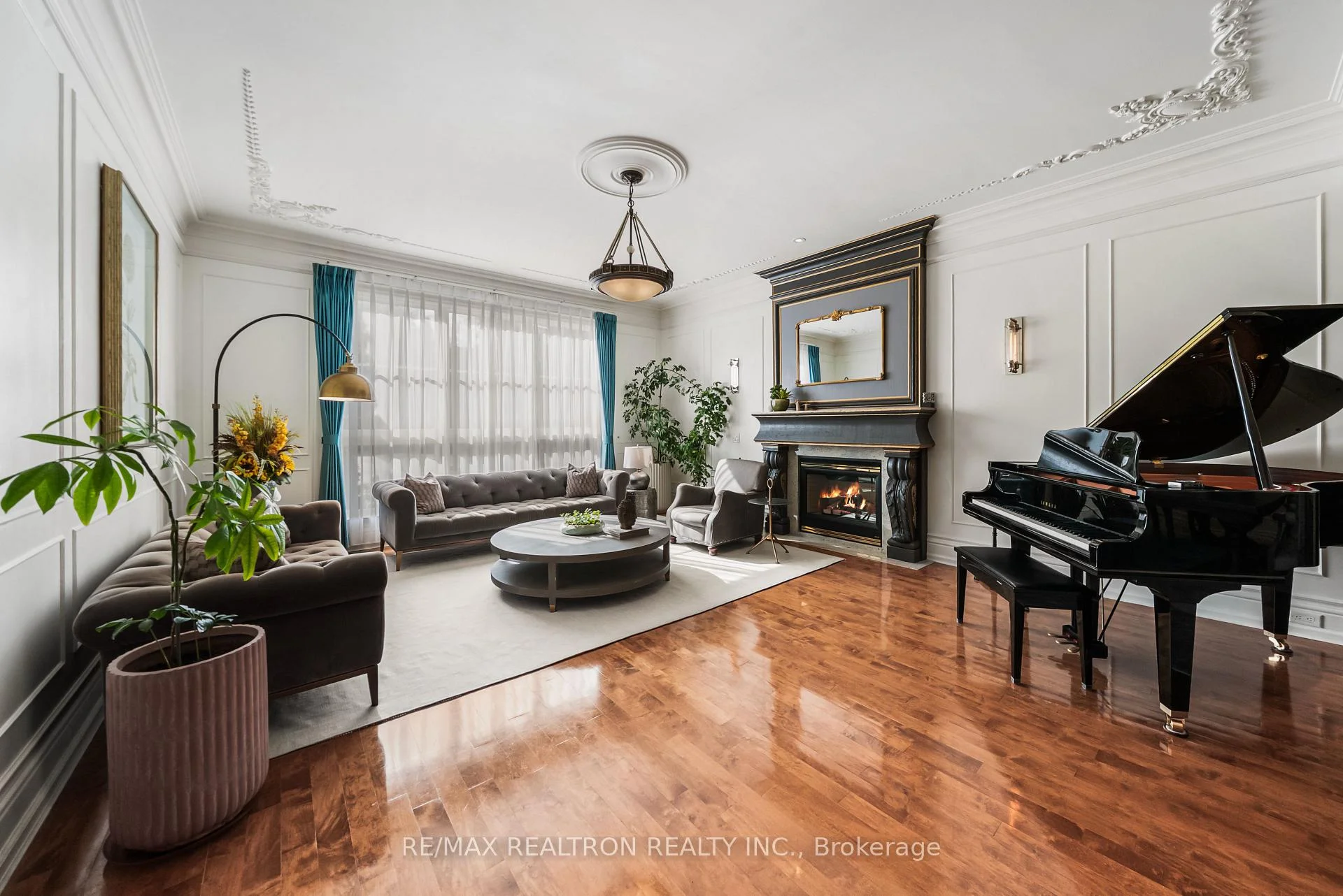 Photo 43 of 100 Owen Boulevard, North York, St. Andrew-Windfields — HOMEH