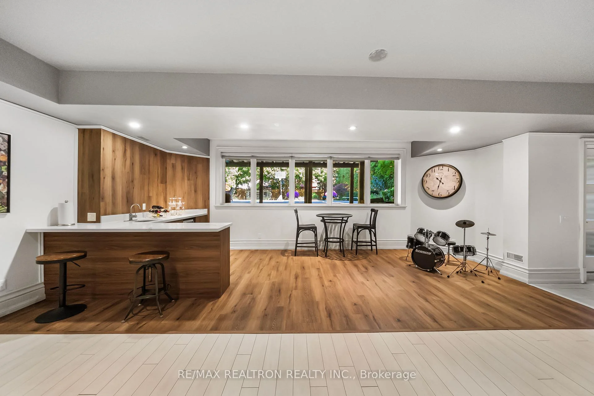 Photo 69 of 100 Owen Boulevard, North York, St. Andrew-Windfields — HOMEH