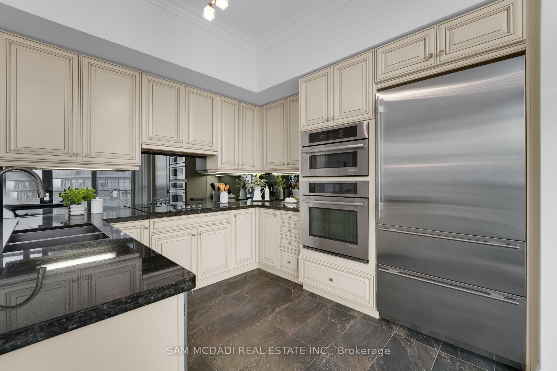 Photo 9 of Unit PH3, 50 Absolute Avenue, Mississauga, City Centre — HOMEH